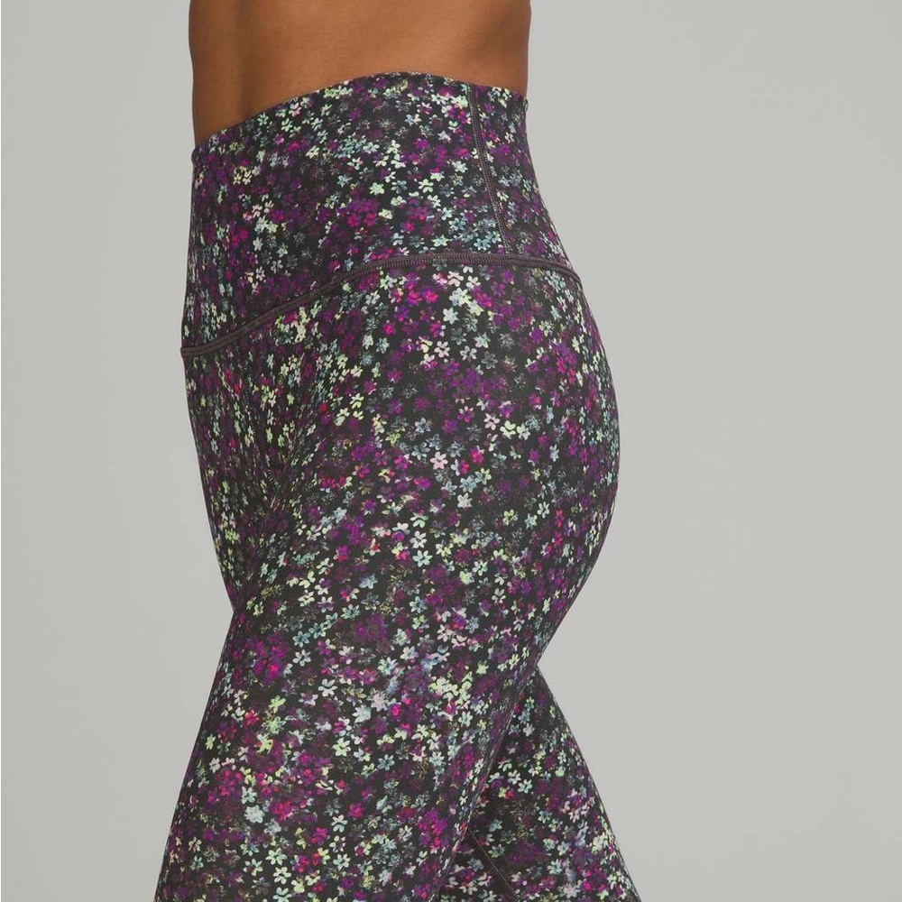 Lululemon Wunder Under High-Rise Tight 28" *Full-On Luxtreme Size 2 - Picture 5 of 7